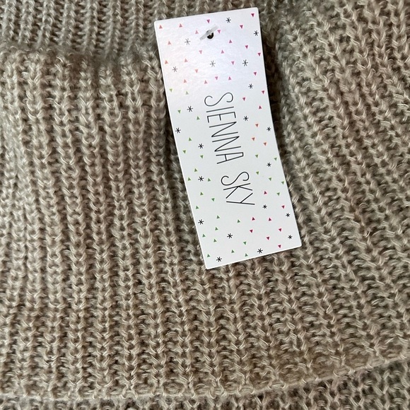 Sienna Sky beige tan NWT sweater Large Off the Shoulder - Picture 3 of 6